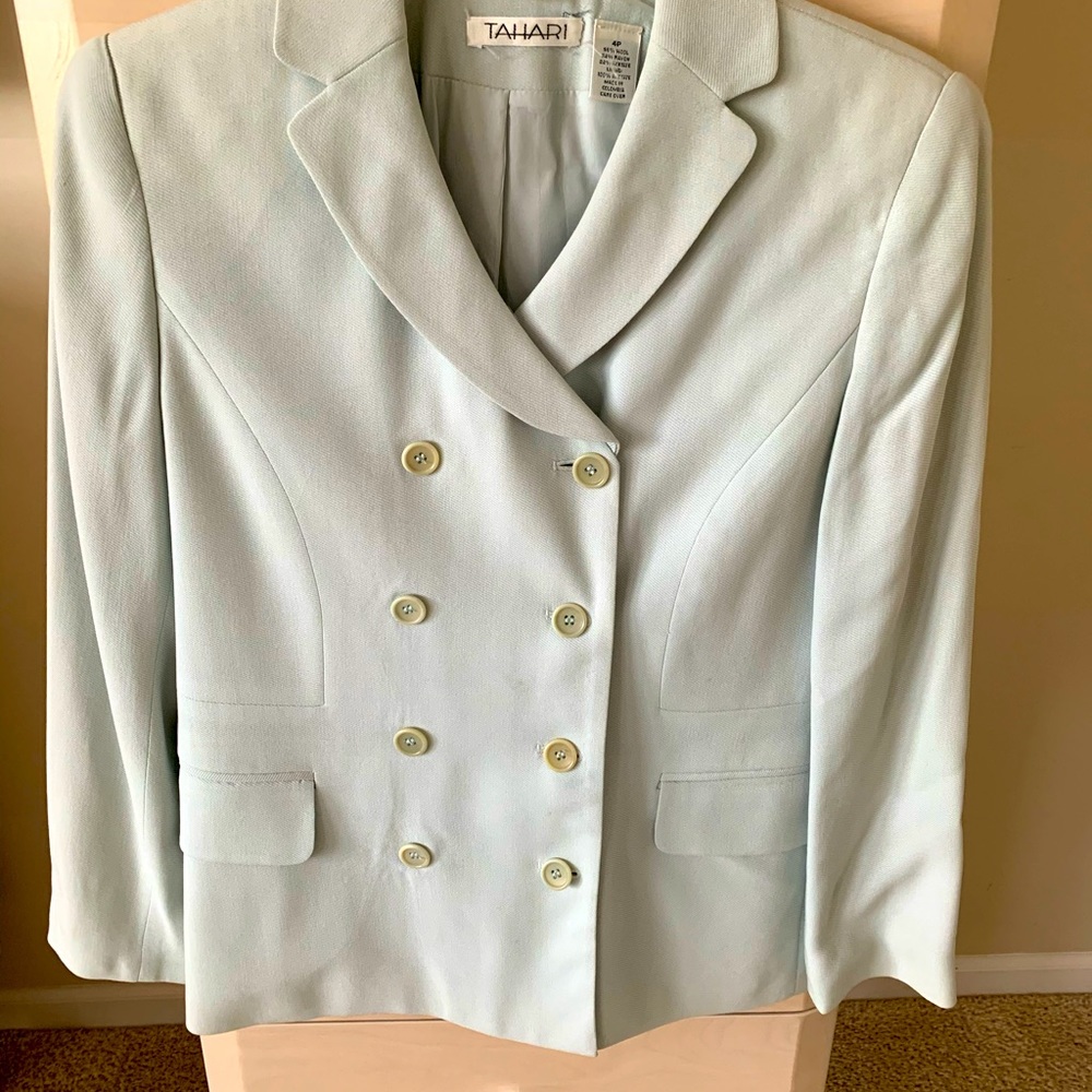 Vintage Tahari Double Breasted Jacket.  Size 4P
